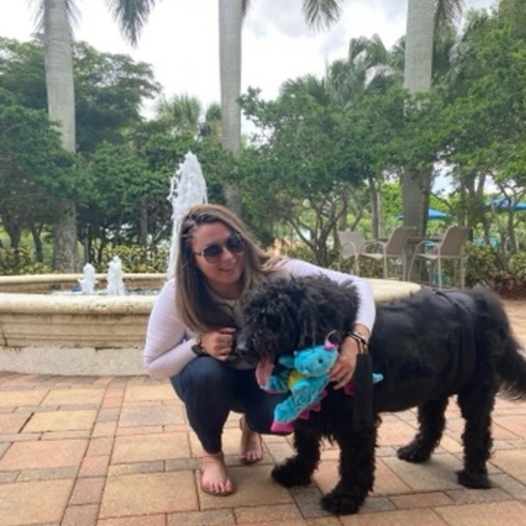 Meet your Posher, Jessica - Picture 1 of 1